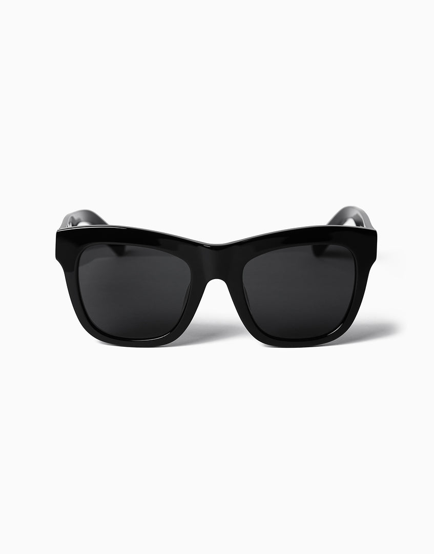 https://onwavecloud.it/incantoitaly/foto/pic_ac713473spacesunglasses_nero_91_feed_photo.jpg