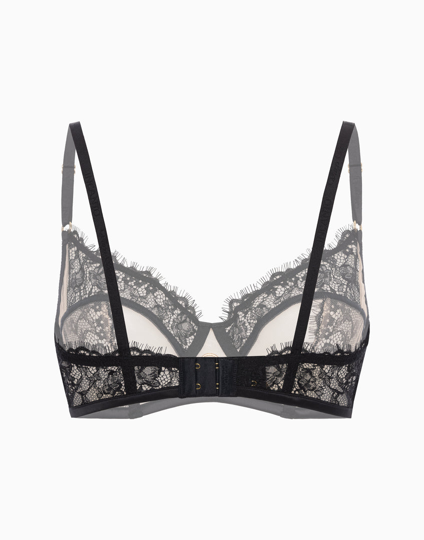 https://onwavecloud.it/incantoitaly/foto/pic_cd11883_1308_nero_nude_4.jpg