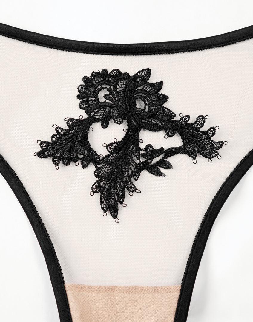 https://onwavecloud.it/incantoitaly/foto/pic_cd311019_1168_nero_nude_5.jpg