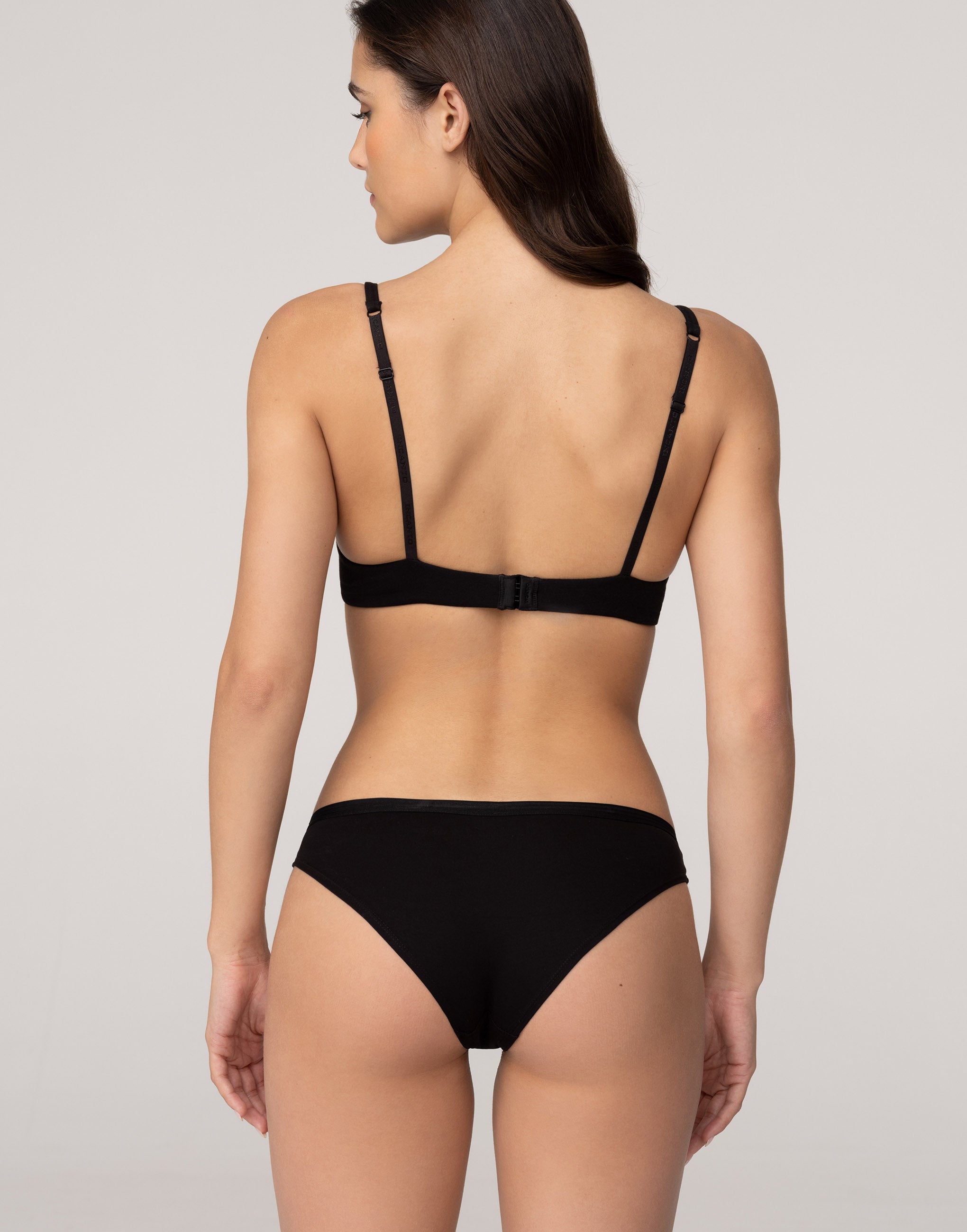 Soutien-gorge triangle préformé sans armatures confort