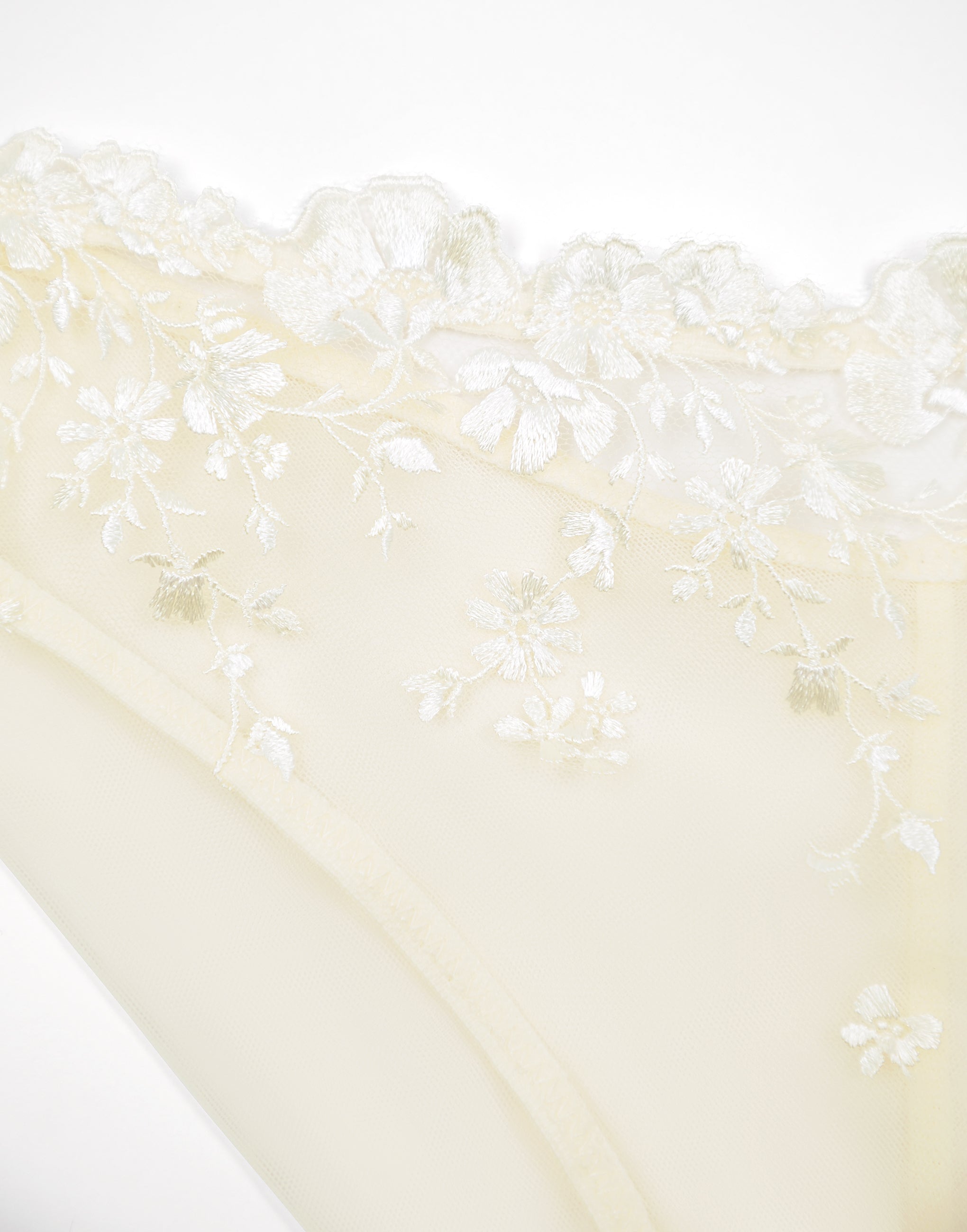 Slip brésilien taille mi-haute CD898