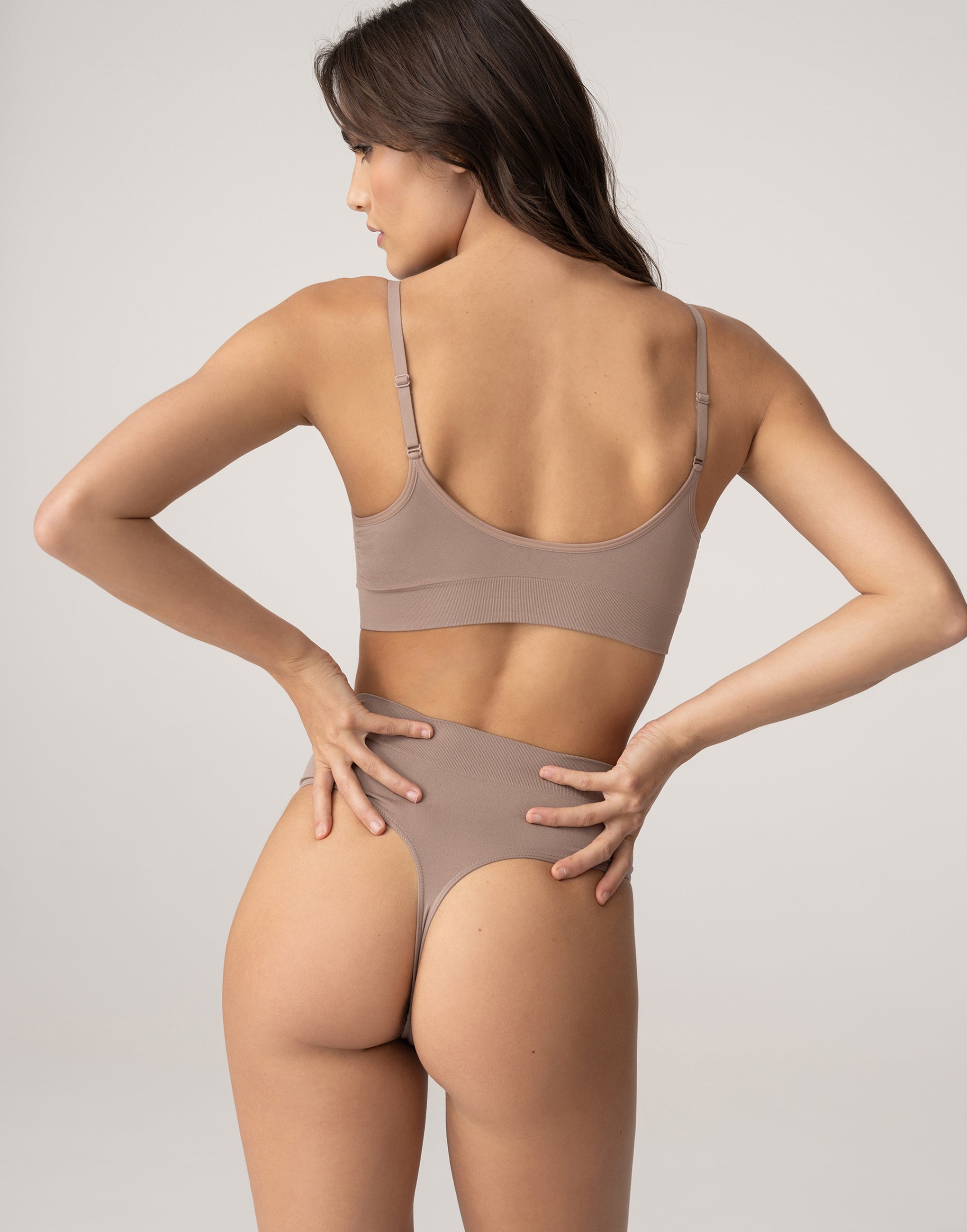 CD573 Tanga
