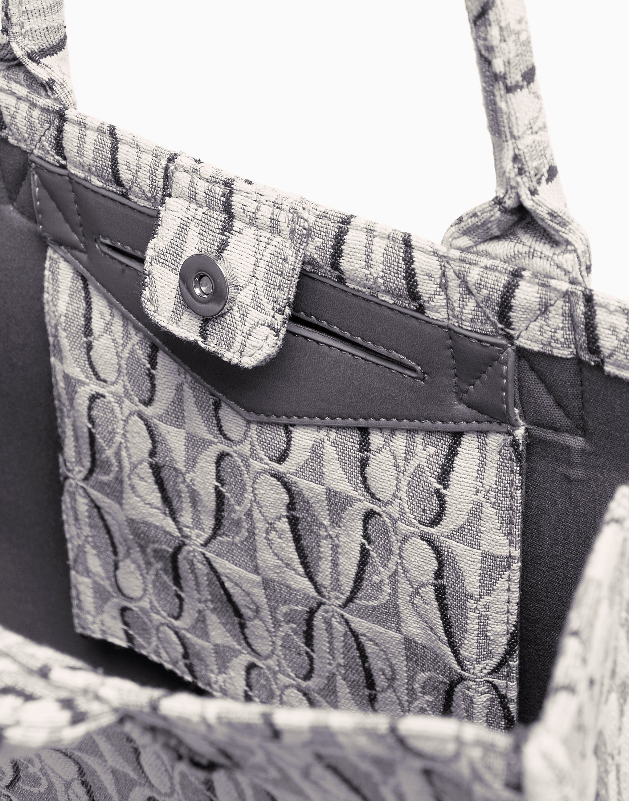 ID396 Bag