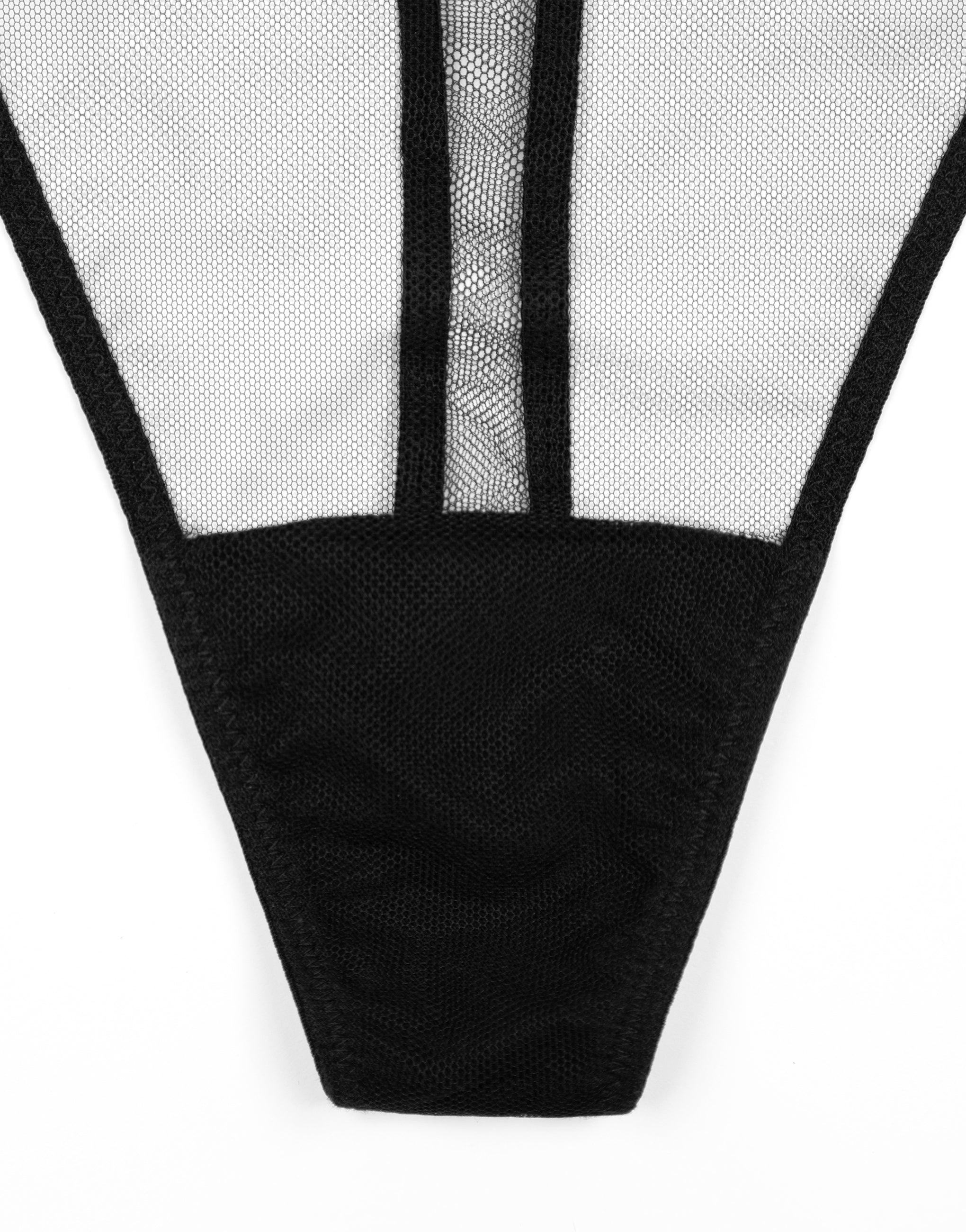 CD679 Thong