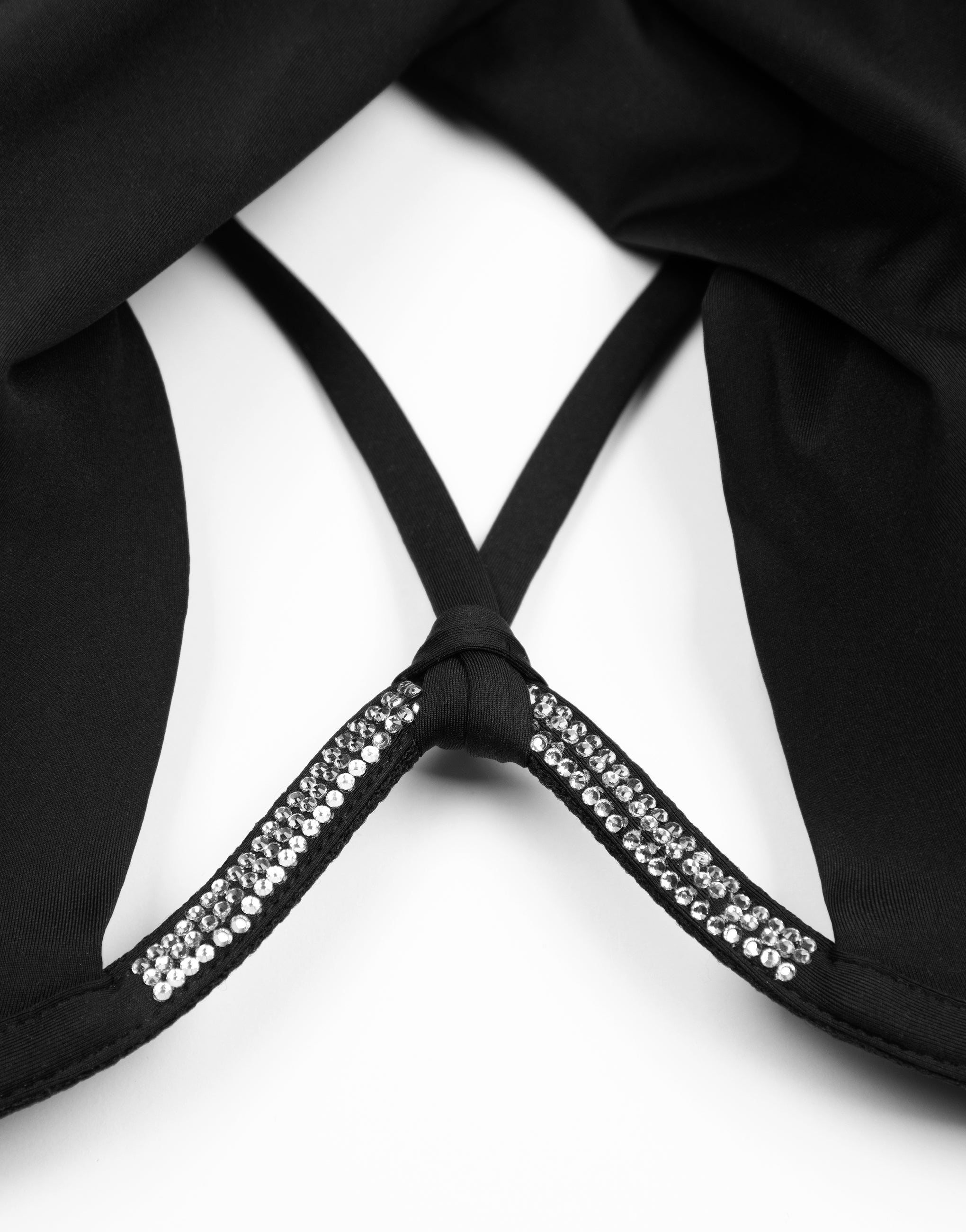 Bikini top with preformed cups ID811
