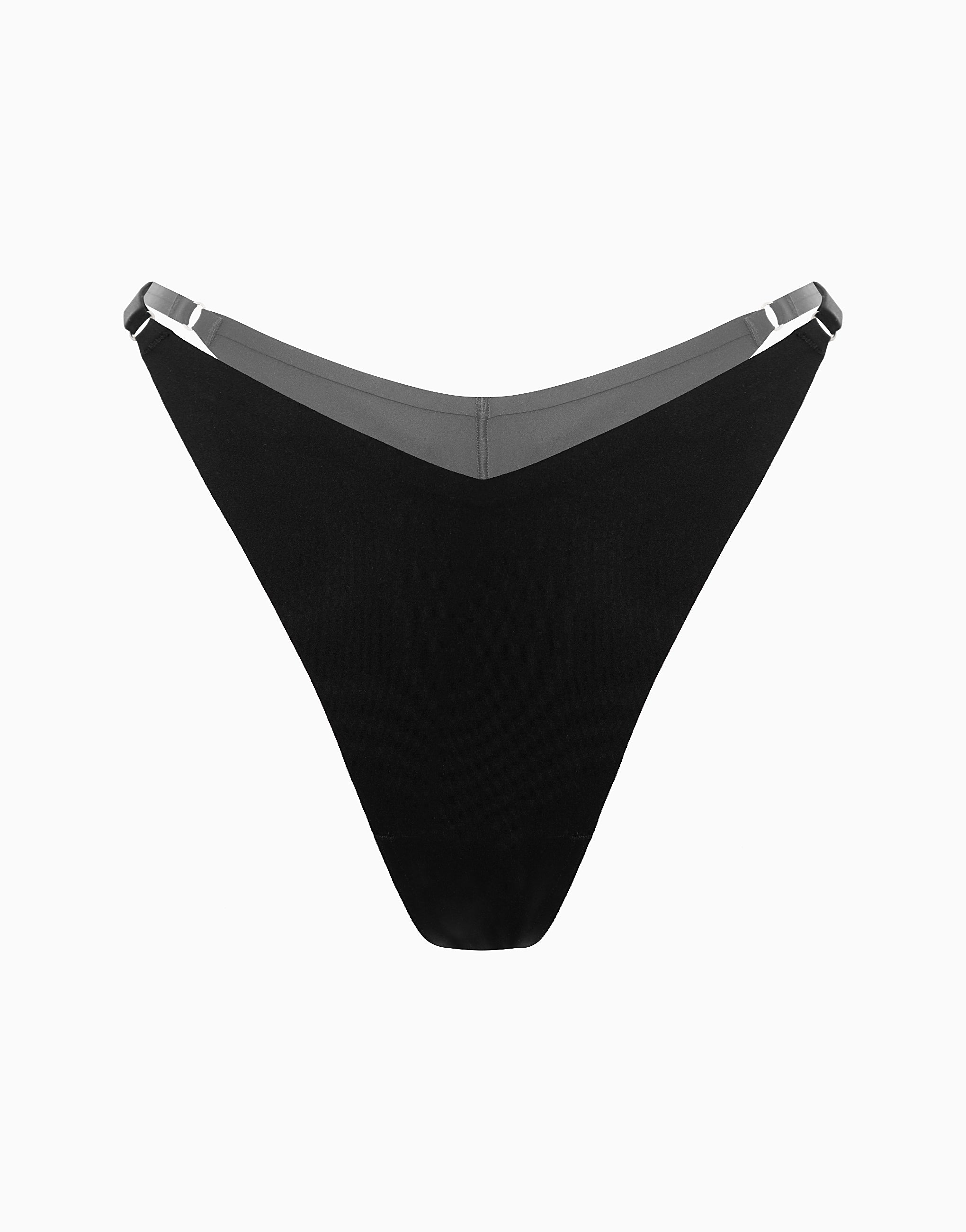 CD690 Thong