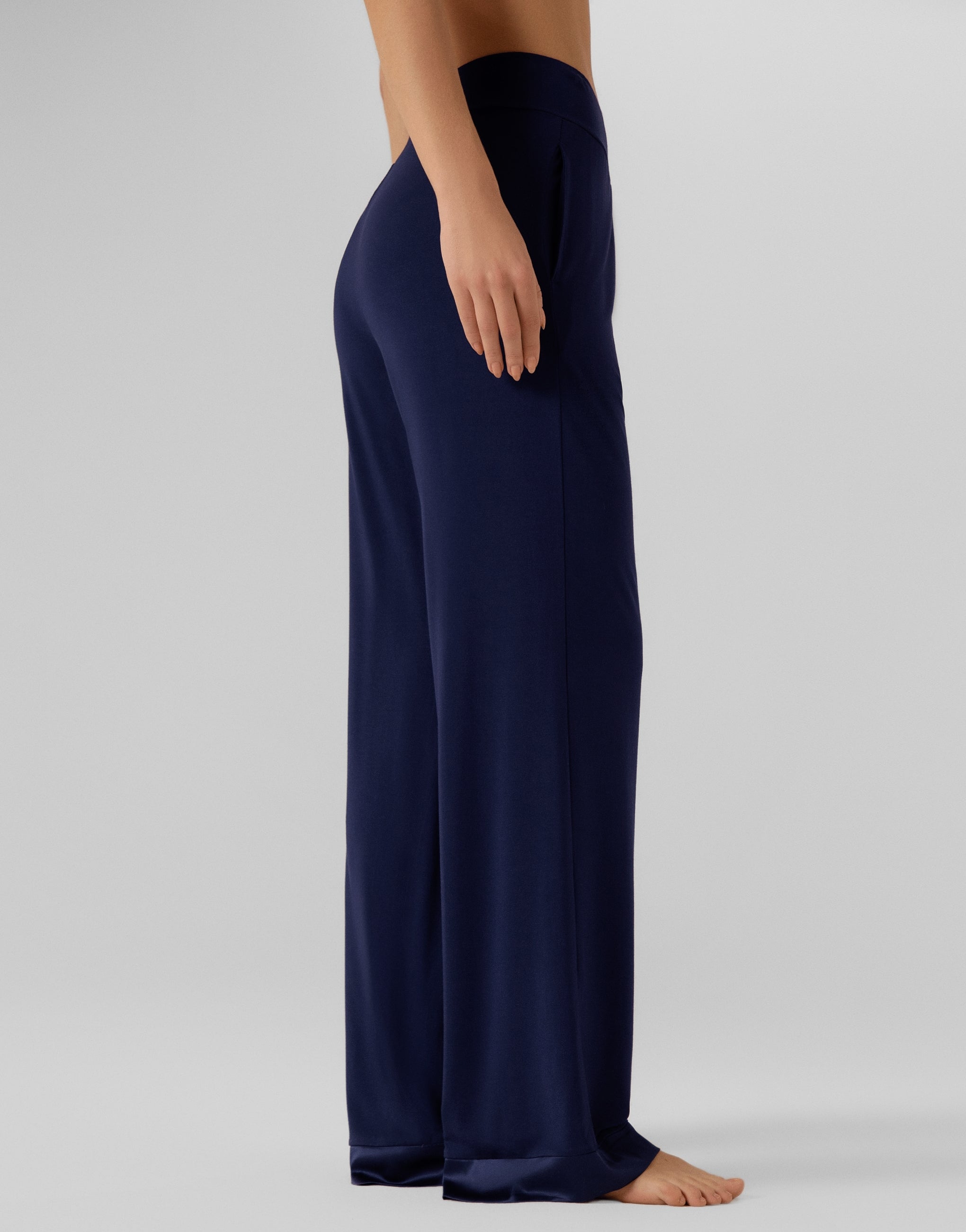 PD886 Pants