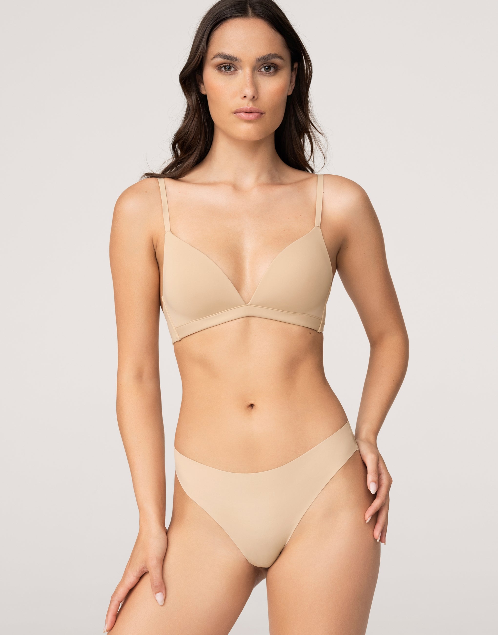 Soutien-gorge triangle préformé à armatures Skin